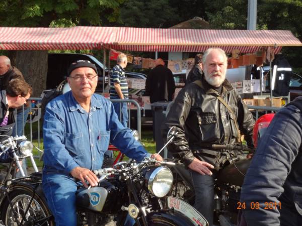 Nationaal Veteraan Treffen Woerden 2011