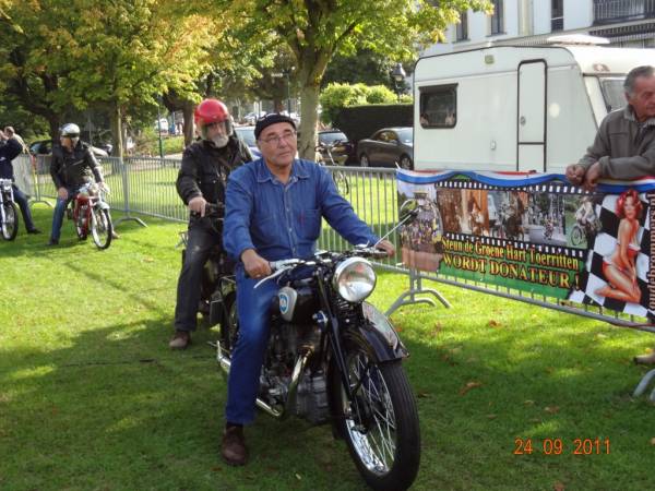 Nationaal Veteraan Treffen Woerden 2011