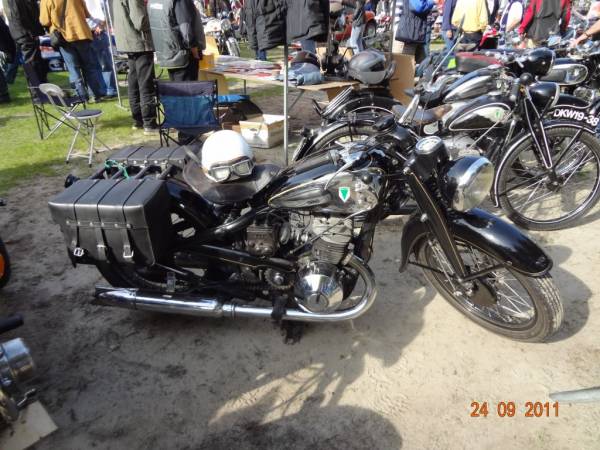 Nationaal Veteraan Treffen Woerden 2011