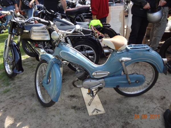 Nationaal Veteraan Treffen Woerden 2011