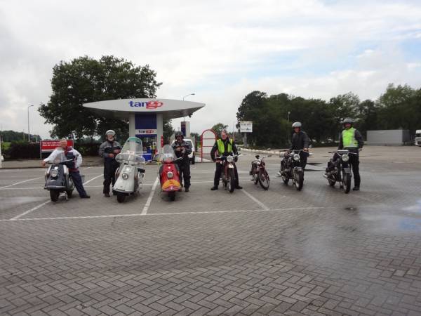 Duitse Merkenrit 2012 voor 8 motoren