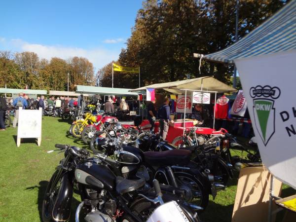 Nationaal Veteraan Treffen Woerden 2012