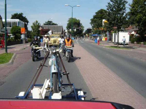 NSU Club bezoekt Bloemencorso Leersum.