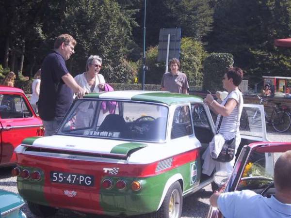 NSU Club bezoekt Bloemencorso Leersum.