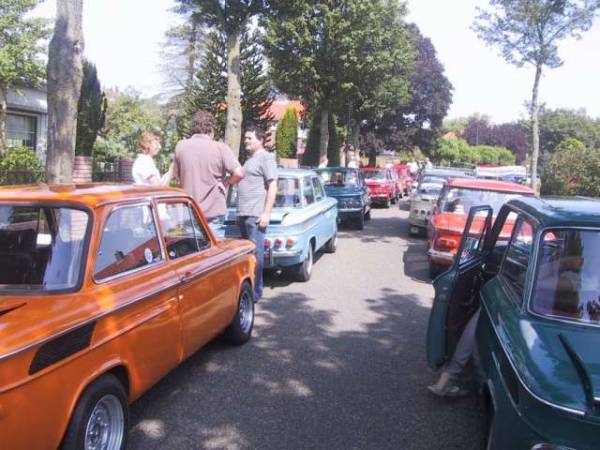 NSU Club bezoekt Bloemencorso Leersum.