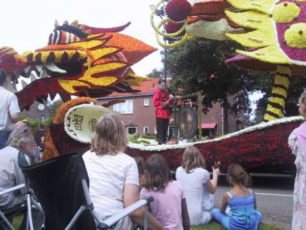 NSU Club bezoekt Bloemencorso Leersum.