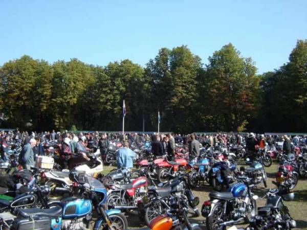 Nationaal Veteraan Treffen 2008 Woerden.