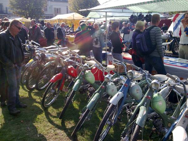 Nationaal Veteraan Treffen, Woerden 2009.