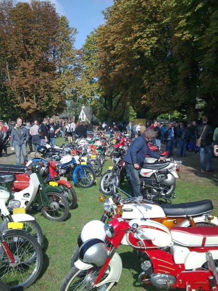 Nationaal Veteraan Treffen, Woerden 2009.