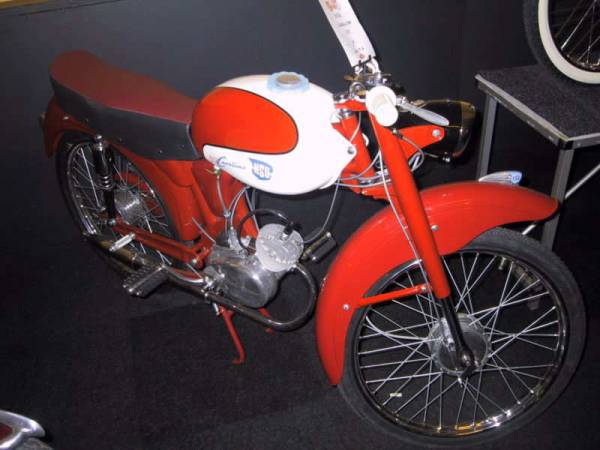 Oldtimer Motor en Bromfietsbeurs Rosmalen 2010