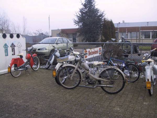 4e kouwe klauwen NSU Quickly Bikkels Winterrrit