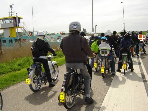 Bromfietsrit Ridderkerk 2010