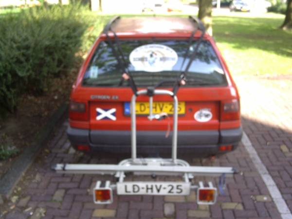 drager op de auto