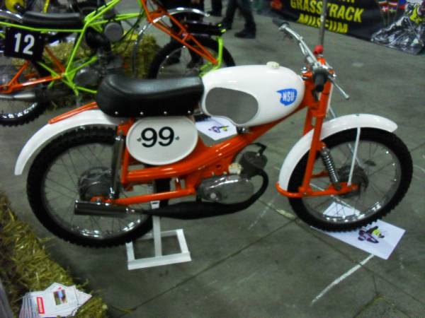 Diverse foto's voor Marktplaats 1011