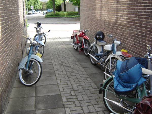 Bromfietsrit Ridderkerk 2011