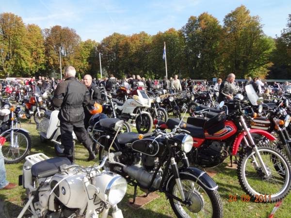 Nationaal Veteraan Treffen Woerden 2011